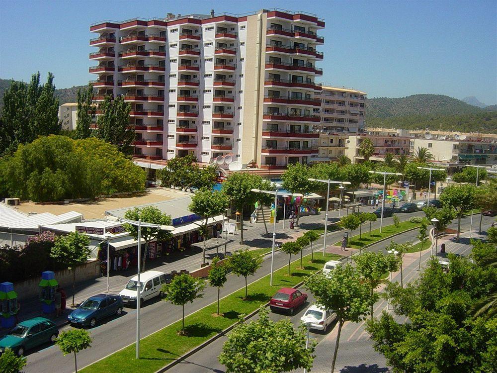 Apartamentos Sol Y Vera Магалуф Екстериор снимка