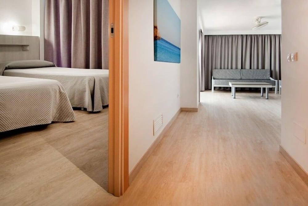 Apartamentos Sol Y Vera Магалуф Екстериор снимка