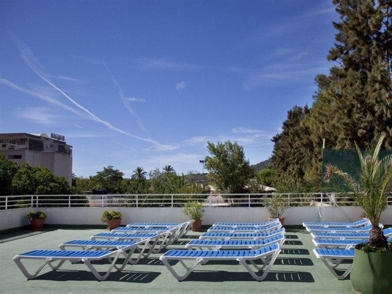 Apartamentos Sol Y Vera Магалуф Екстериор снимка