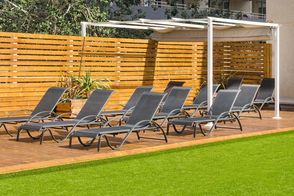 Apartamentos Sol Y Vera Магалуф Екстериор снимка
