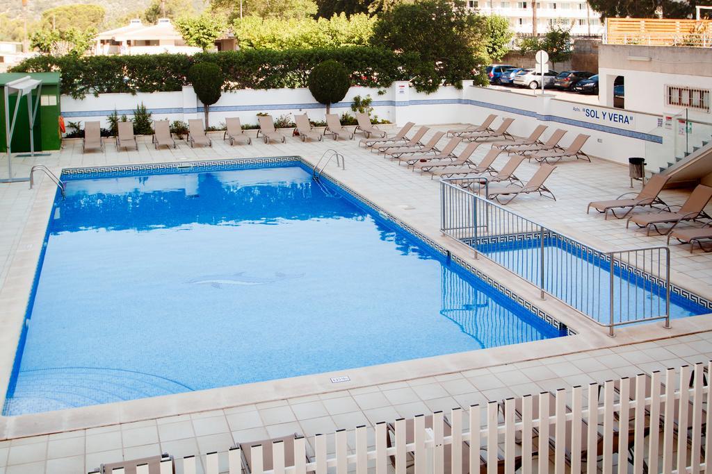 Apartamentos Sol Y Vera Магалуф Екстериор снимка