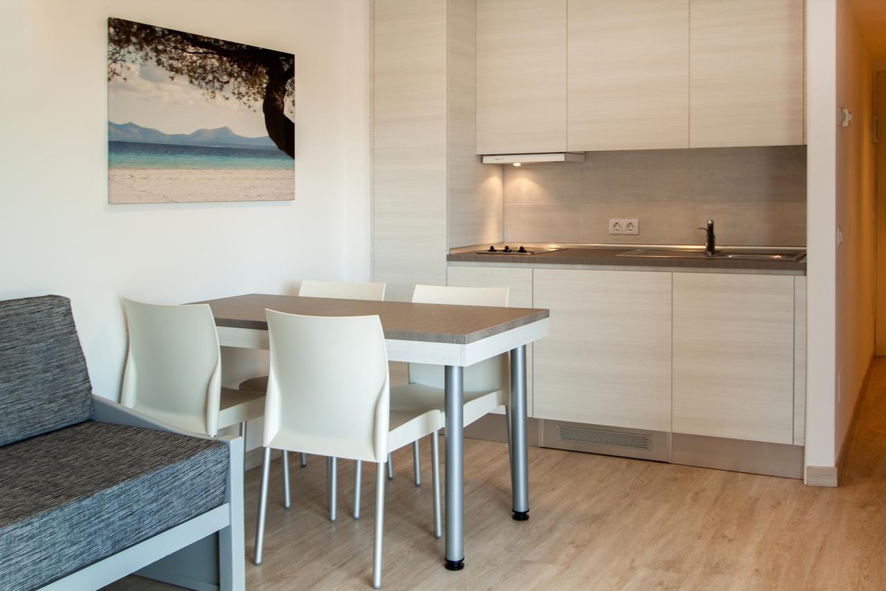Apartamentos Sol Y Vera Магалуф Стая снимка